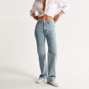 Abercrombie 90s Relaxed High Rise Jean 27/4 regular